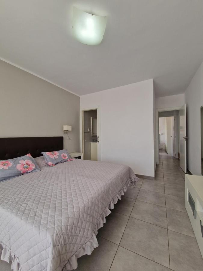 Las Vistas Beach Arona  Bagian luar foto